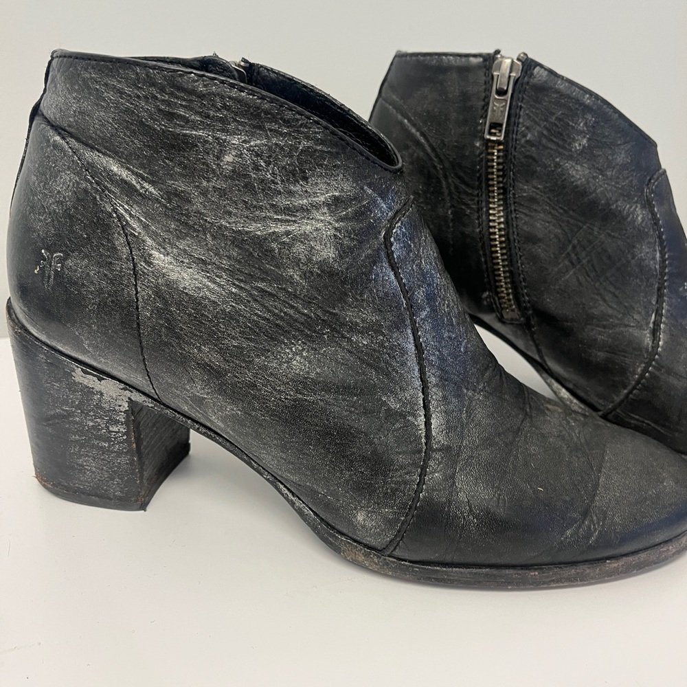FRYE Metallic Nora Boots size 8.5